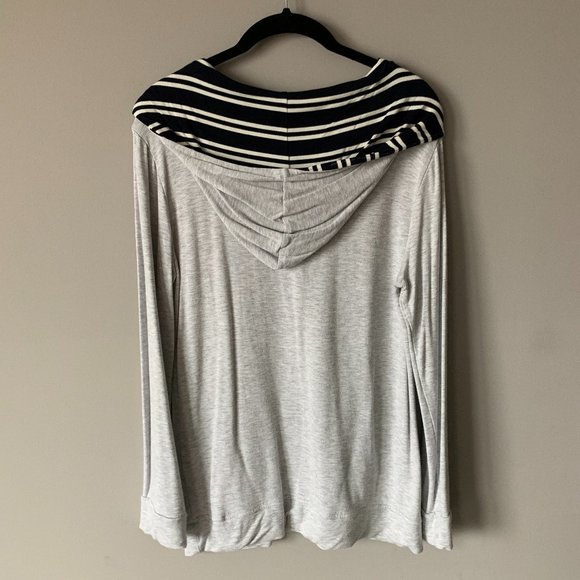 Soft & Cozy - Long Sleeve Top - Grey w/ Stripes on Hood - Button Neck - Picture 3 of 3